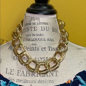 Chunky Link Gold Necklace Ajman Necklace
